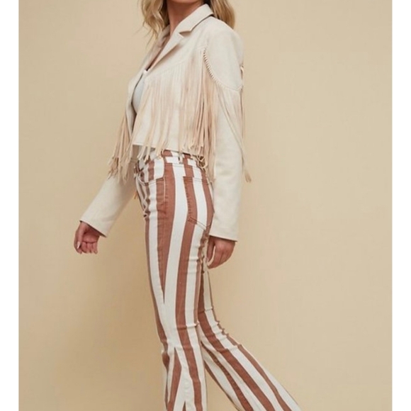 NWT. Saints & Hearts High- Rise Extreme Flare Jeans Size. Small - Picture 2 of 12